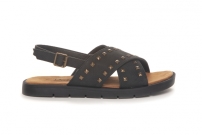 Sandal med nitter